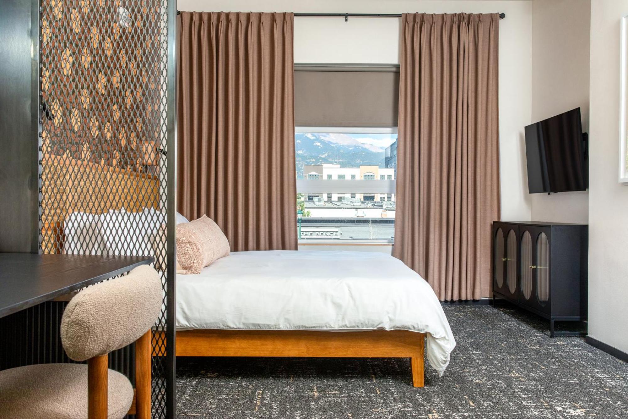 Kinship Landing Hotel โคโลราโดสปริงส์ ภายนอก รูปภาพ